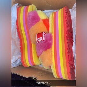 Pride ugg platform slippers size 7 in woman’s
